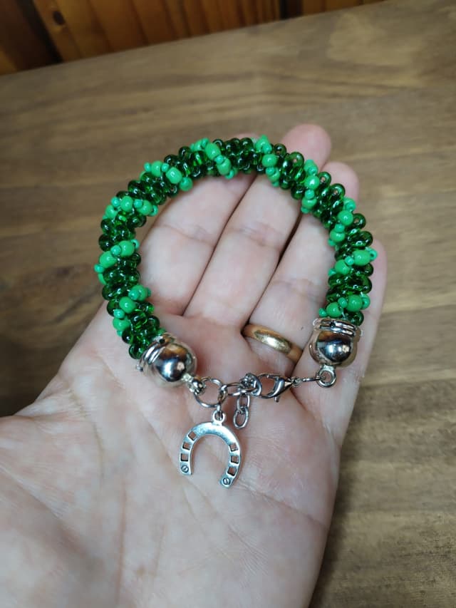 thumbnail of Pulsera chicote de Ogum