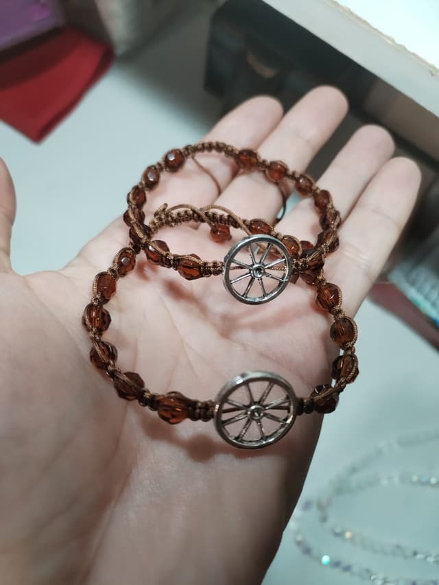 thumbnail of Pulsera Oba en hilo