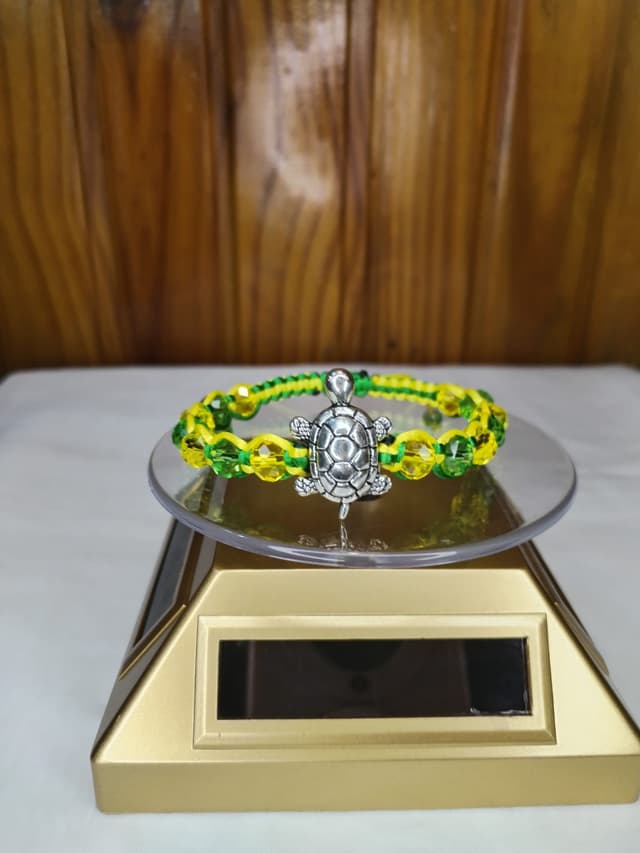 thumbnail of Pulsera hilo Ossanha