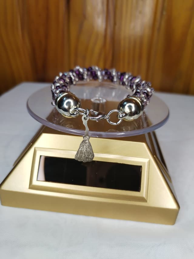 thumbnail of Pulsera chicote Xapana
